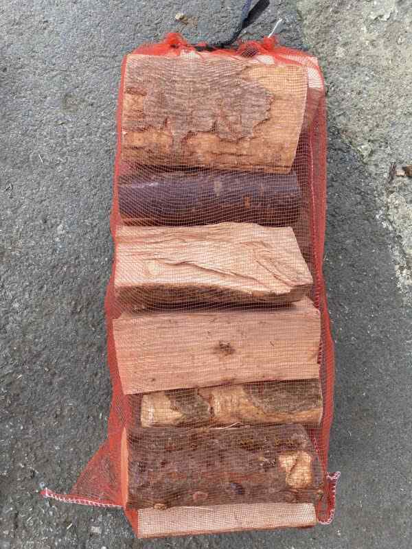 Kiln Dried Hardwood Logs in nets – 10