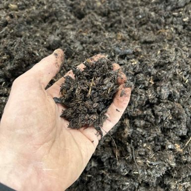 Soil Improving Compost Mulch Blend